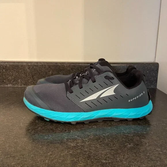 Altra Superior 5 Trail Running Shoes - Size 8 - Picture 4 of 8
